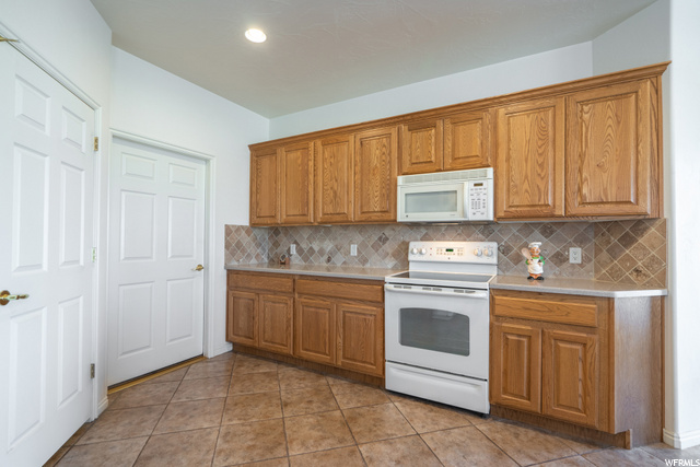 Tile Backsplash