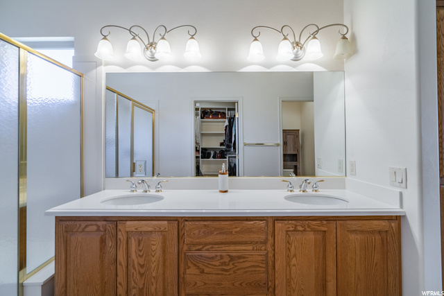 Dual Sinks