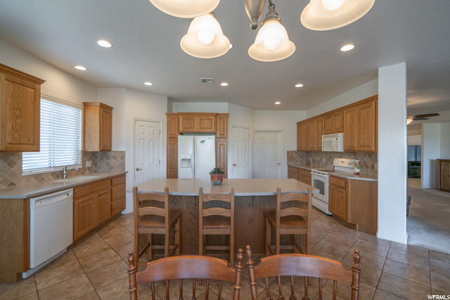 Eating Bar in Kitchen