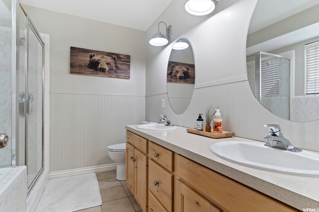 Primary Bath with Double Sinks