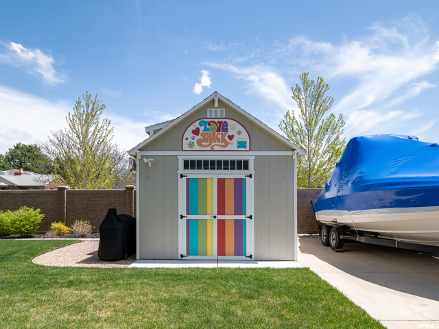 Shed