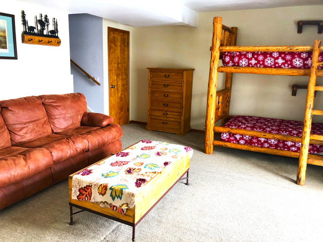 312 Family-Bunk Room