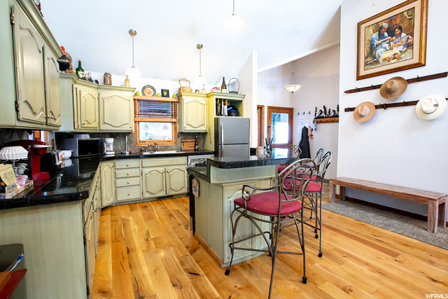 312 Kitchen