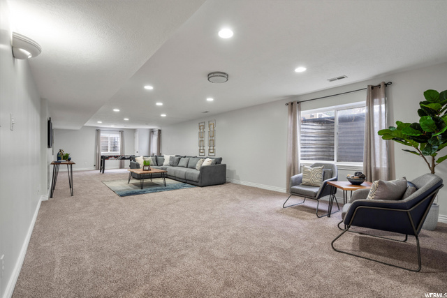 Living room, plumbed for wet bar