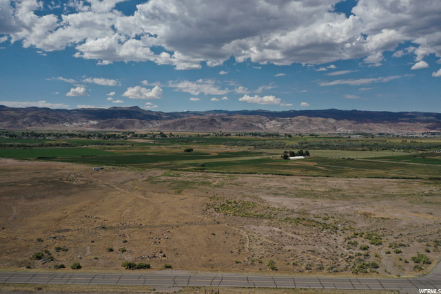This property is the recipe for tranquility! Rare 11.47-acre building lot with pristine views! Property INCLUDES hard-to-find water well right! Coveted location nestled between Annabella and Central Valley Town.