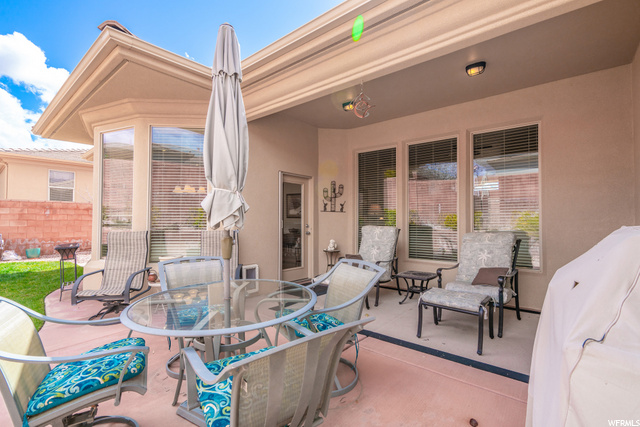 Lovely Area for Relaxing or Entertaining
