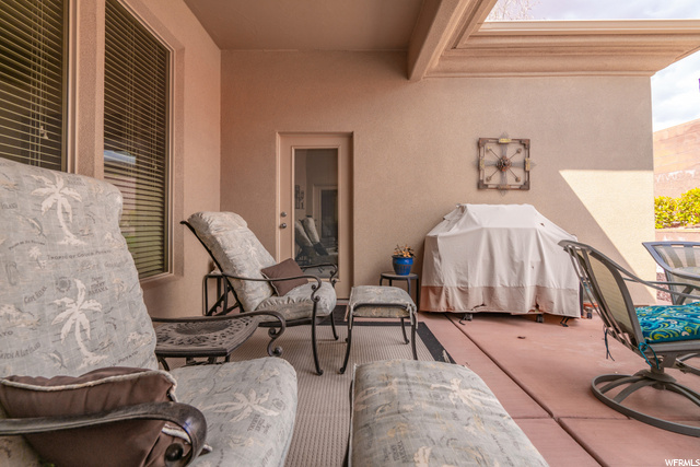 Covered & Uncovered Patio