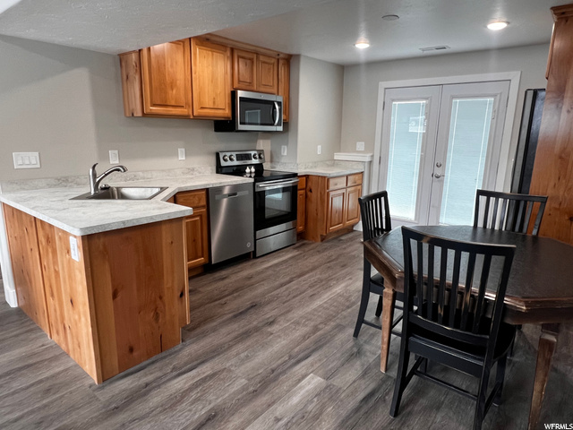Apartment Kitchen