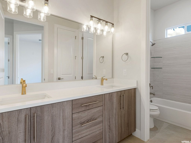 Main Bath
