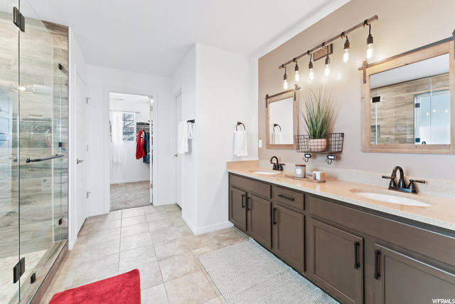 Owner's Suite Bathroom