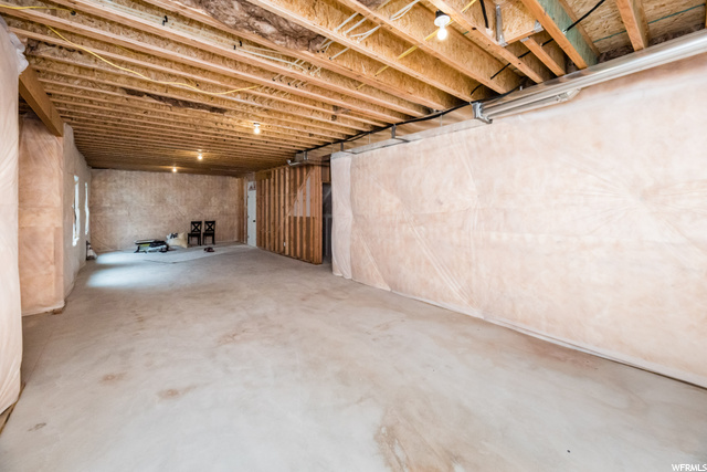unfinished basement with 9' ceilings