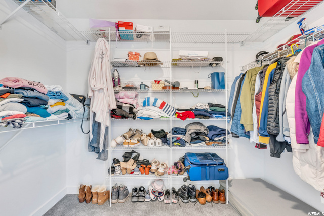 Walk in closet