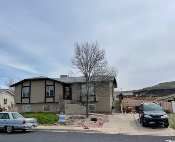 824 N 120 E, Hurricane, UT 84737