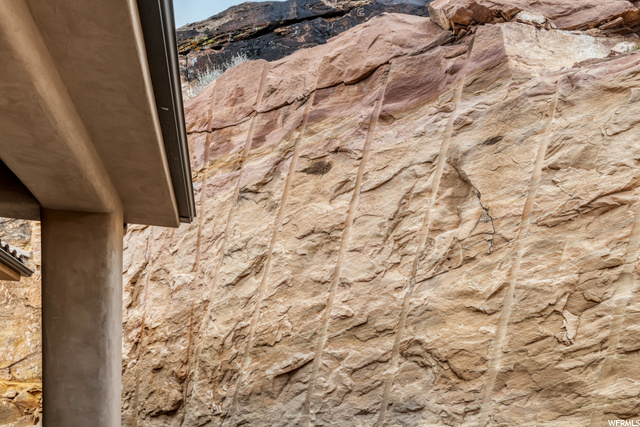 Rock Wall/ Petroglyph