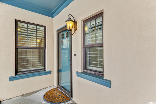 Front Porch Entrance