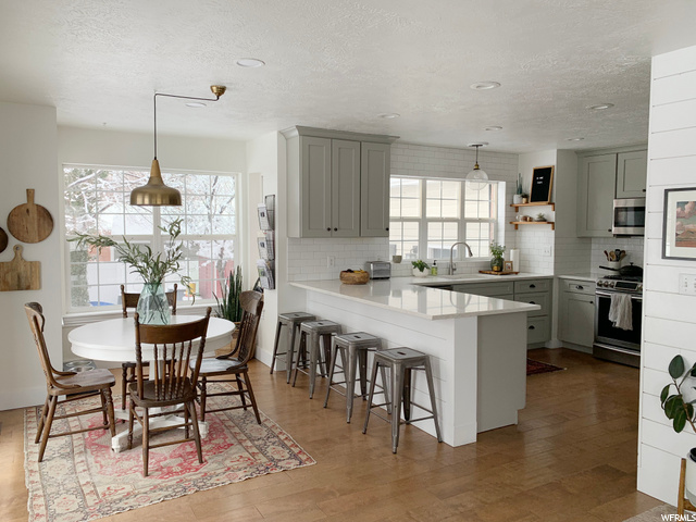 Breakfast Nook