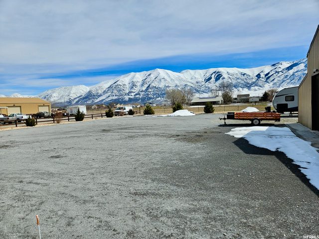 RV Parking & Shop