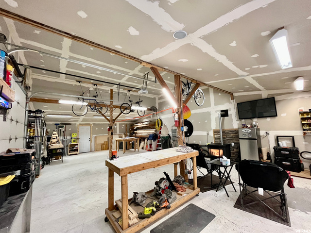 Shop Insulated & Heated