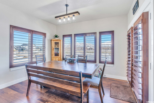 Breakfast Nook
