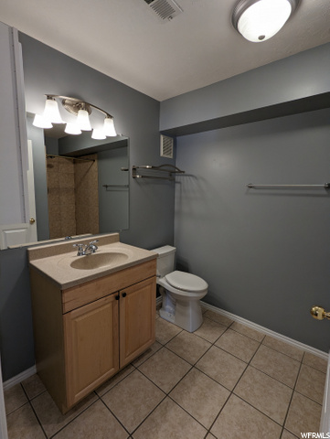Second Bath/shower