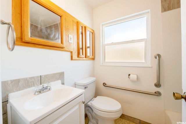 Full bathroom