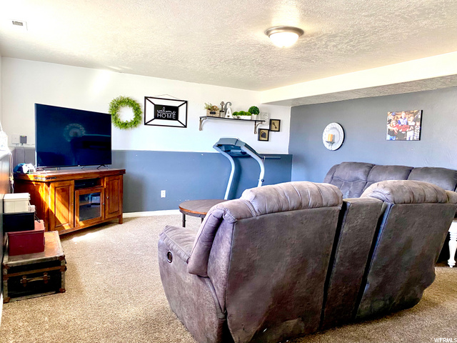 Downstairs livingroom