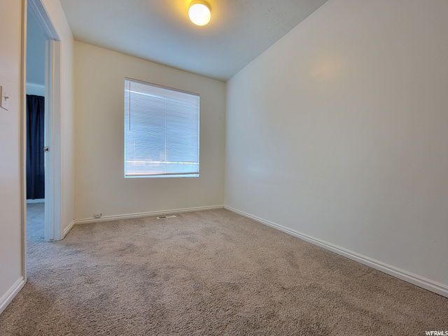 572 Loft Foyer