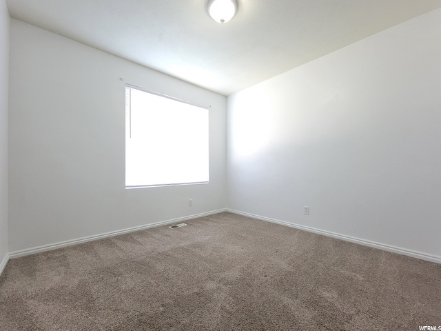 572 Bedroom 3