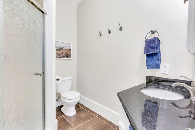 Basement Bathroom-Shower