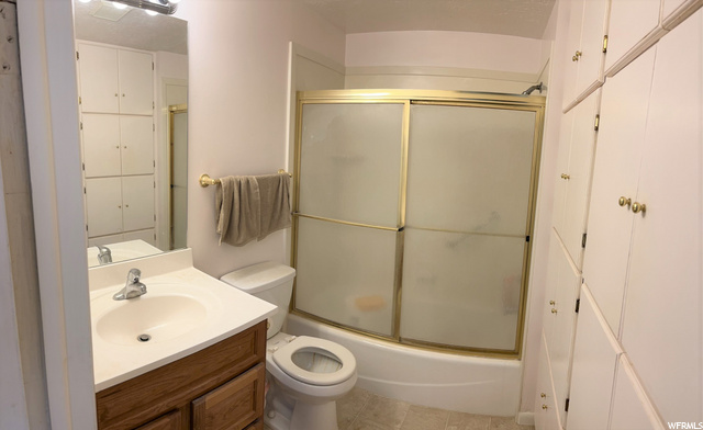 Master Bath main level working condition