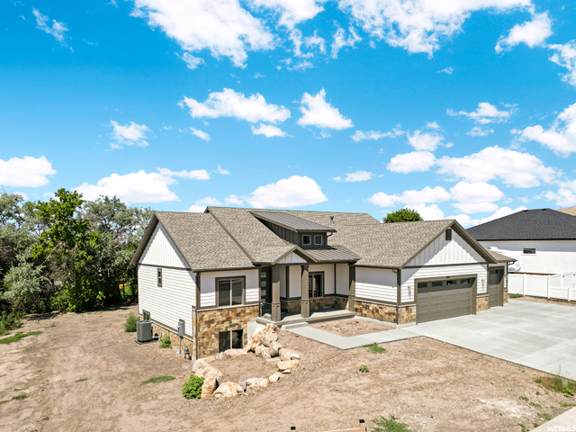 3291 CASEY LN