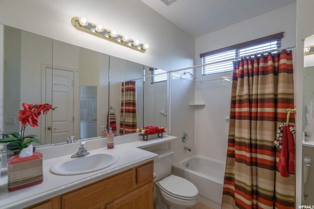 2nd Bathroom