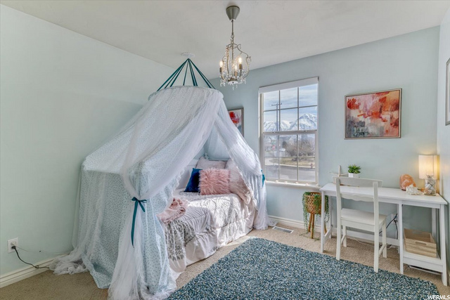 Bedroom 2 - Main Floor