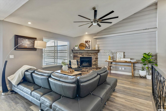 Main Floor Living Area