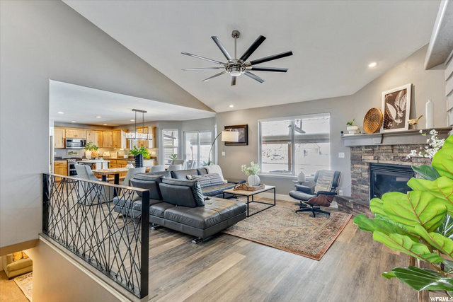 Main Floor Living Area