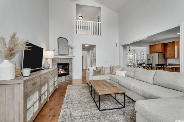 Spacious Family Room