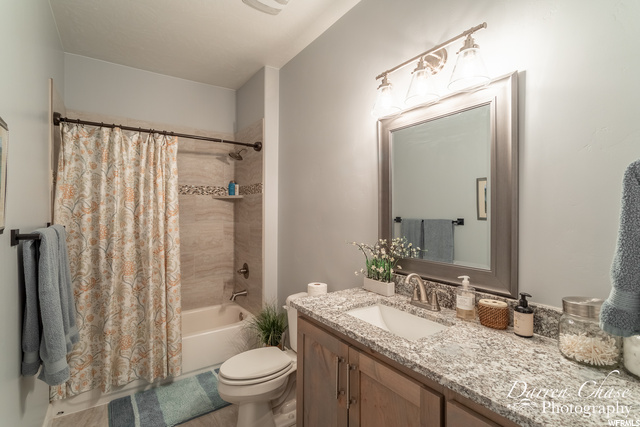 #2 Bathroom