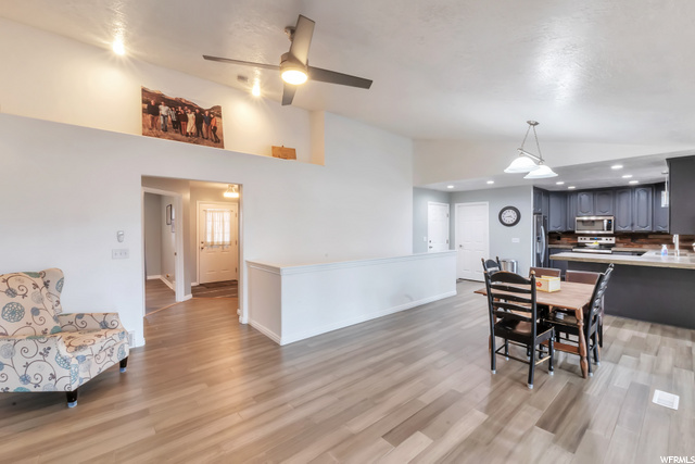 Entry way