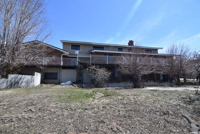 North facing back of home