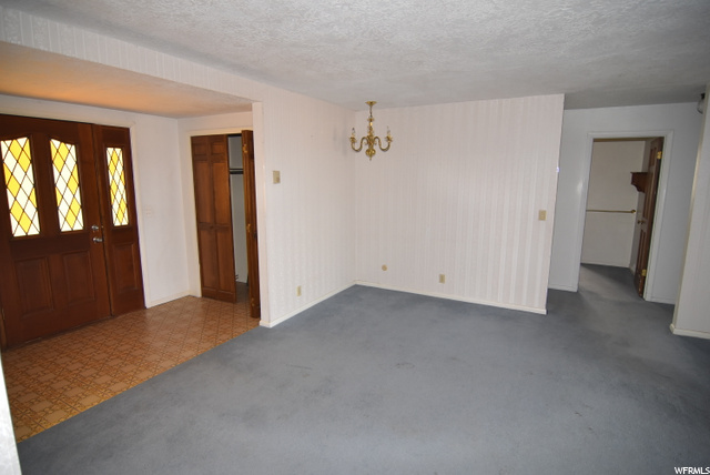 Entry way
