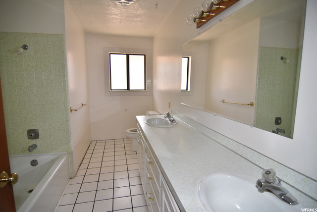 Upstairs Bathroom
