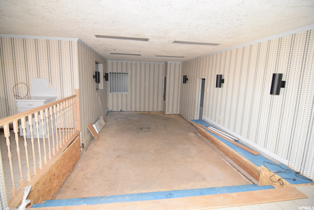Basement step down game room