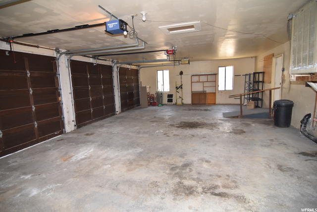 3 car garage