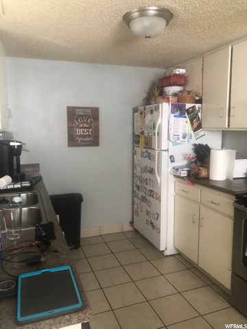 kitchen first unit