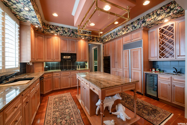 Kitchen Island