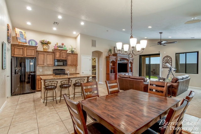 Kitchen/Dining