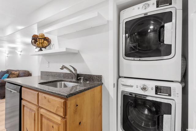 Basement Laundry/Kitchen Apartment