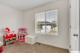 upstairs bedroom 3