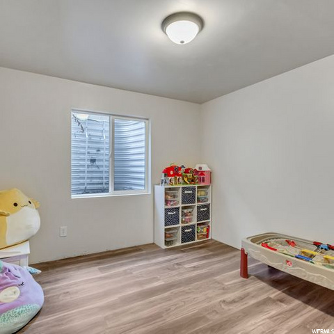 downstairs bedroom 2