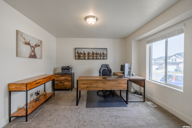 office/formal living room